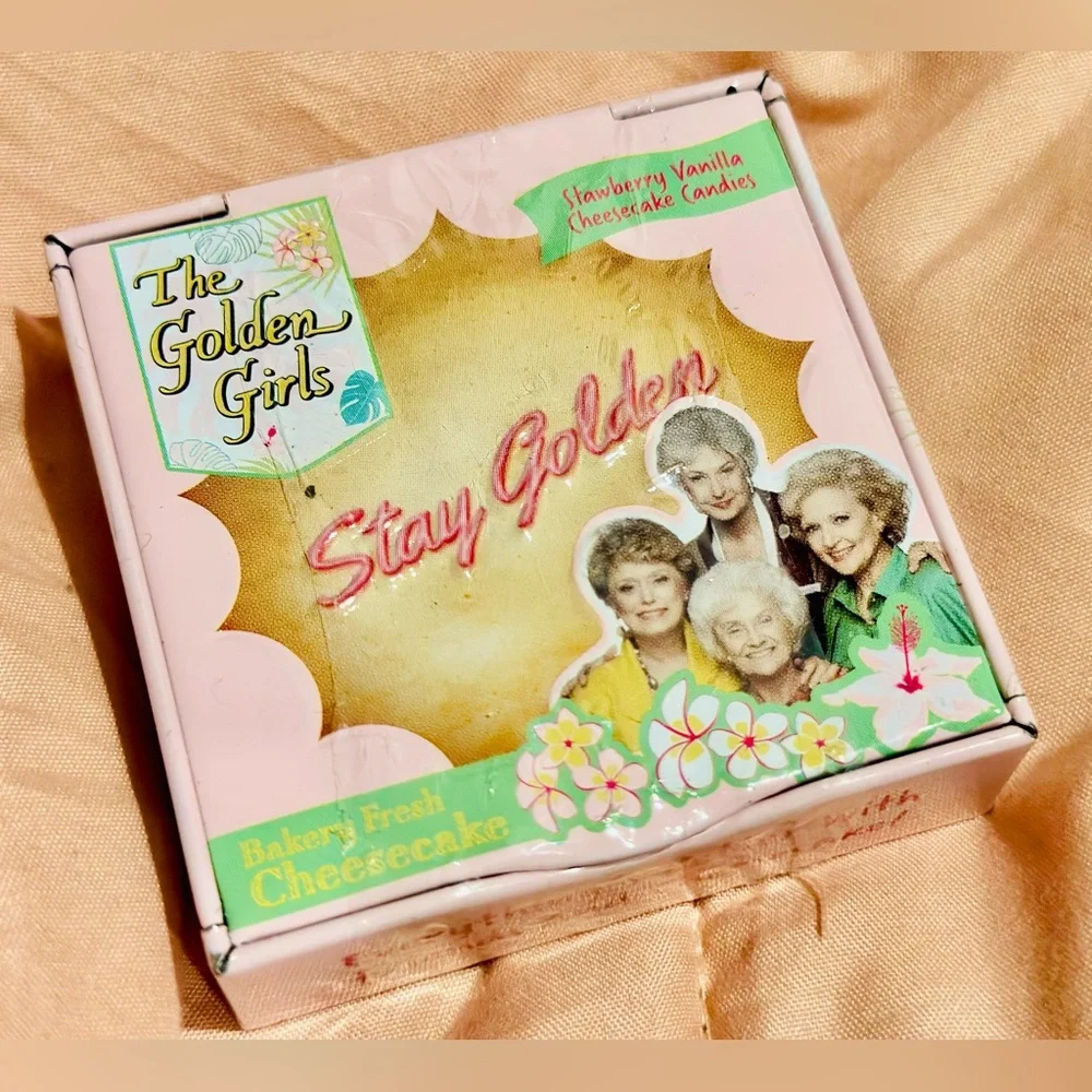 NEW The Golden Girls “Stay Golden” Bakery Fresh Cheesecake